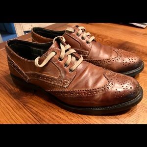 Johnston & Murphy Brown Wingtips